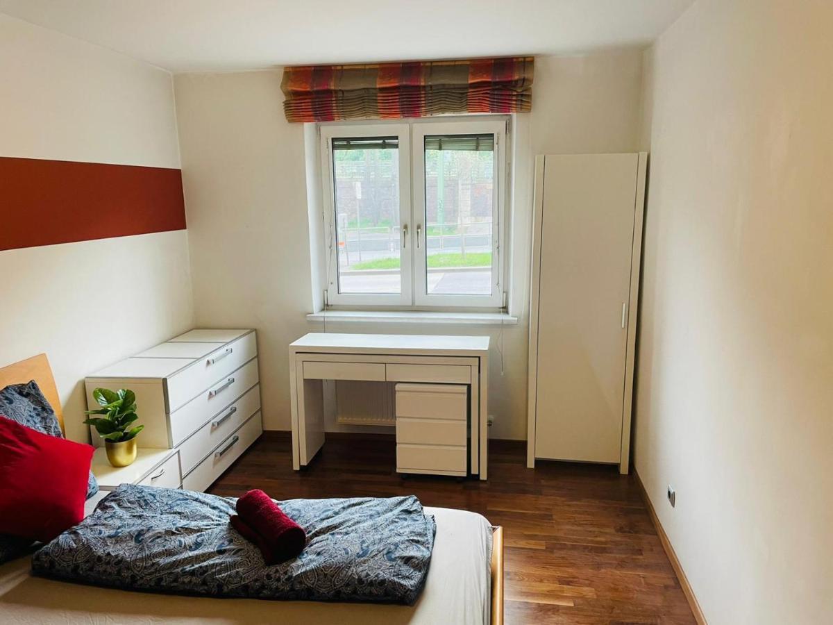 Super Deluxe Apartment - Near U6, U3 In City Center Wien Exterior foto
